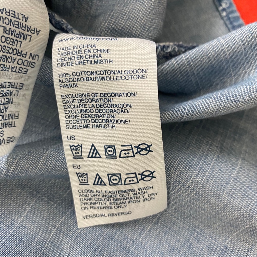 Tommy Hilfiger Chambray Anchor Print Button Down - image 7